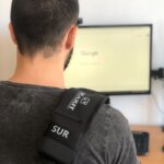 Aplicación de magnetoterapia en hombro.